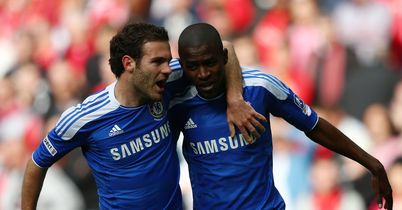 Ramires: Celebrates with Mata